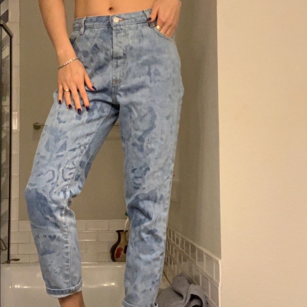 Baggy Mom Jeans
